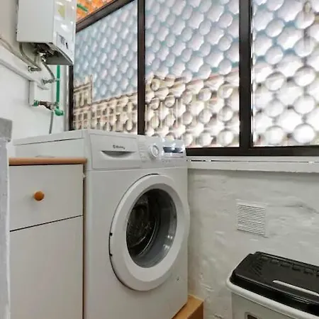 Quiet And Central 아파트 아베이루